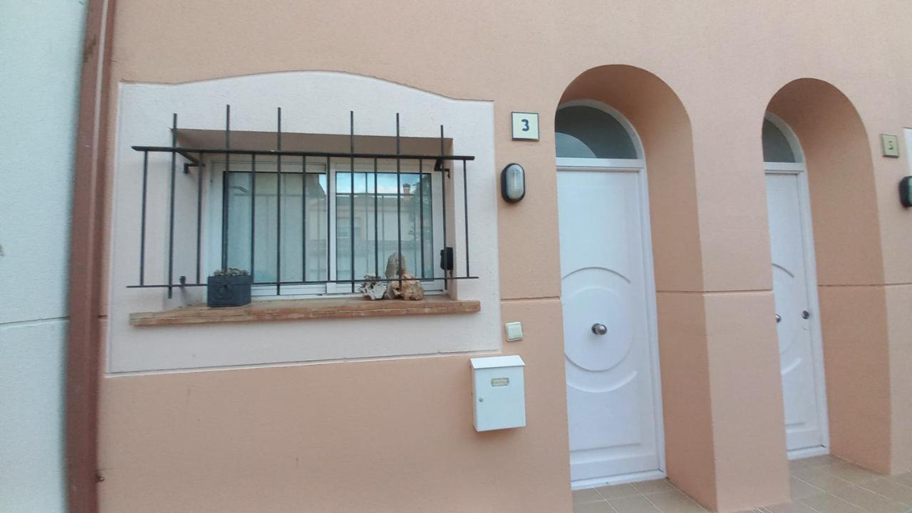 Casa Unifamiliar Con Patio Y Piscina En L'Estartit- Costa Brava Apartment Luaran gambar